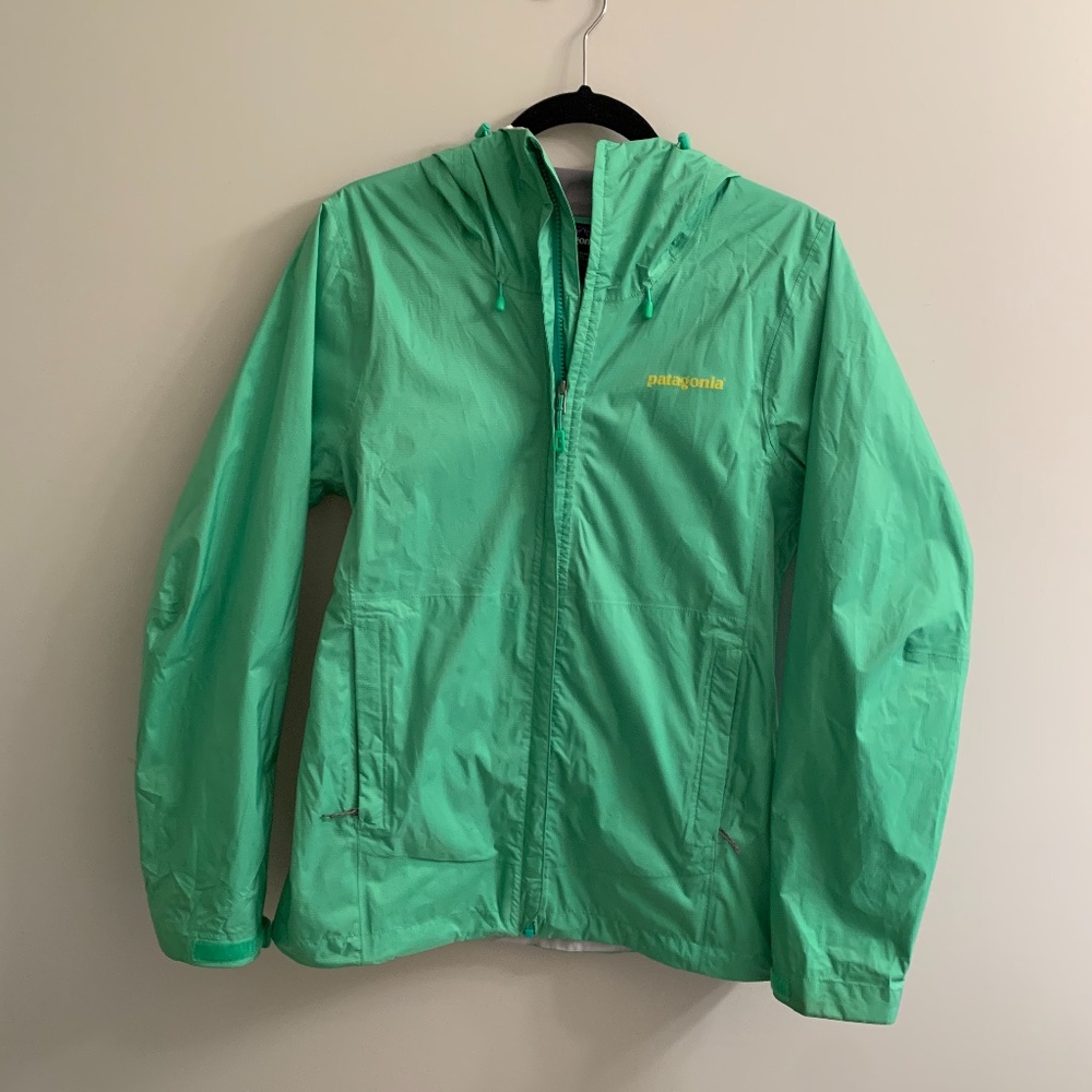 PATAGONIA Green RAIN JACKET